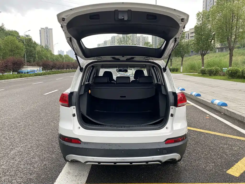 Zotye X5 2015 — фото 18