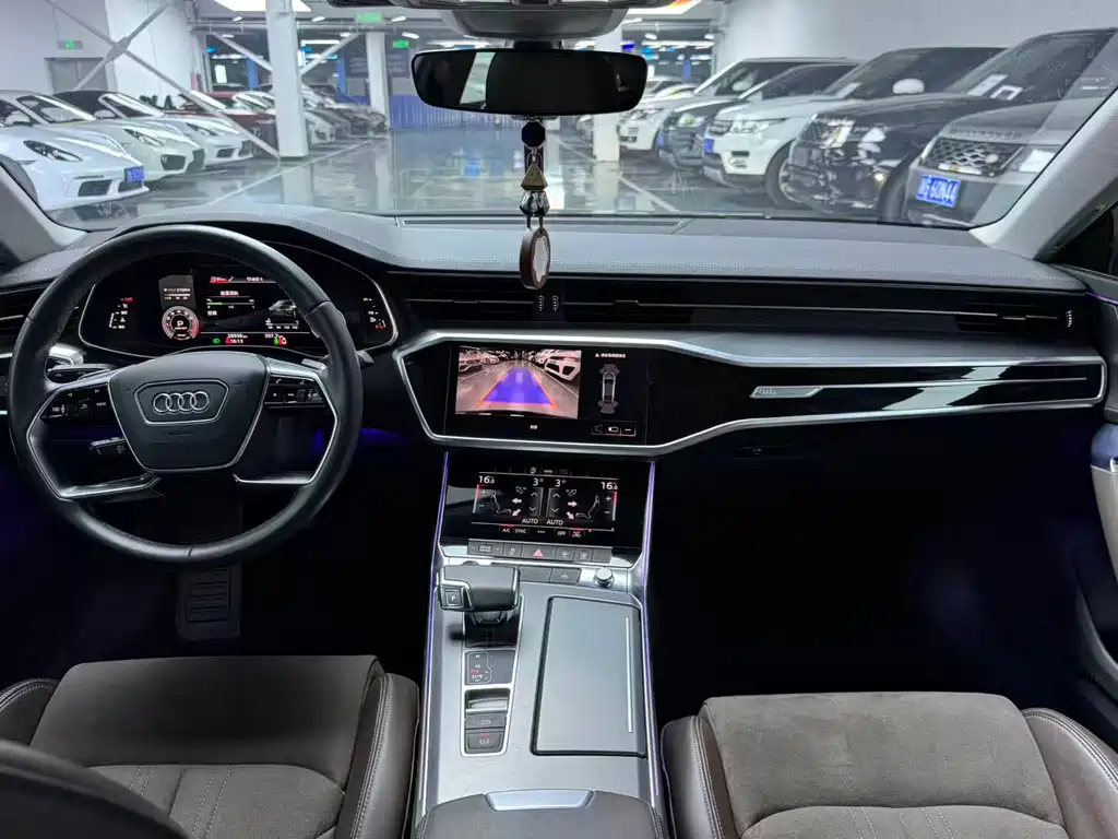 Audi A7L 2024 — фото 7