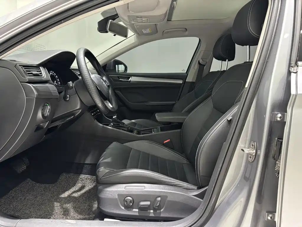 Skoda Superb 2022