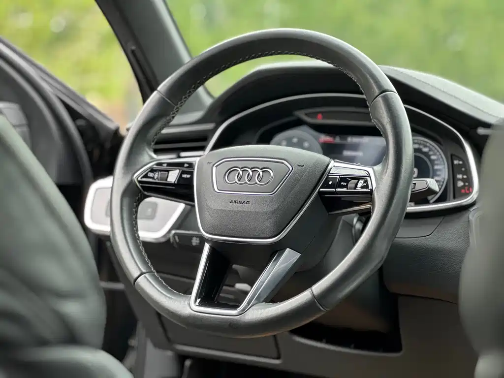 Audi A6L 2021