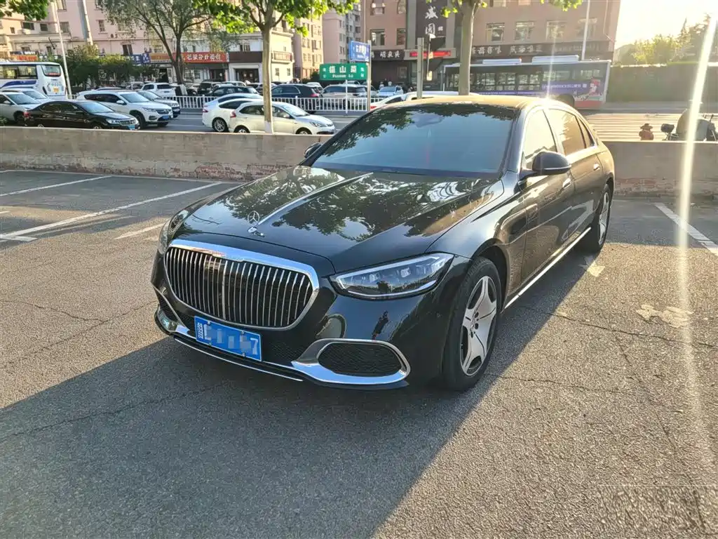 Mercedes-Benz S-Class 2023