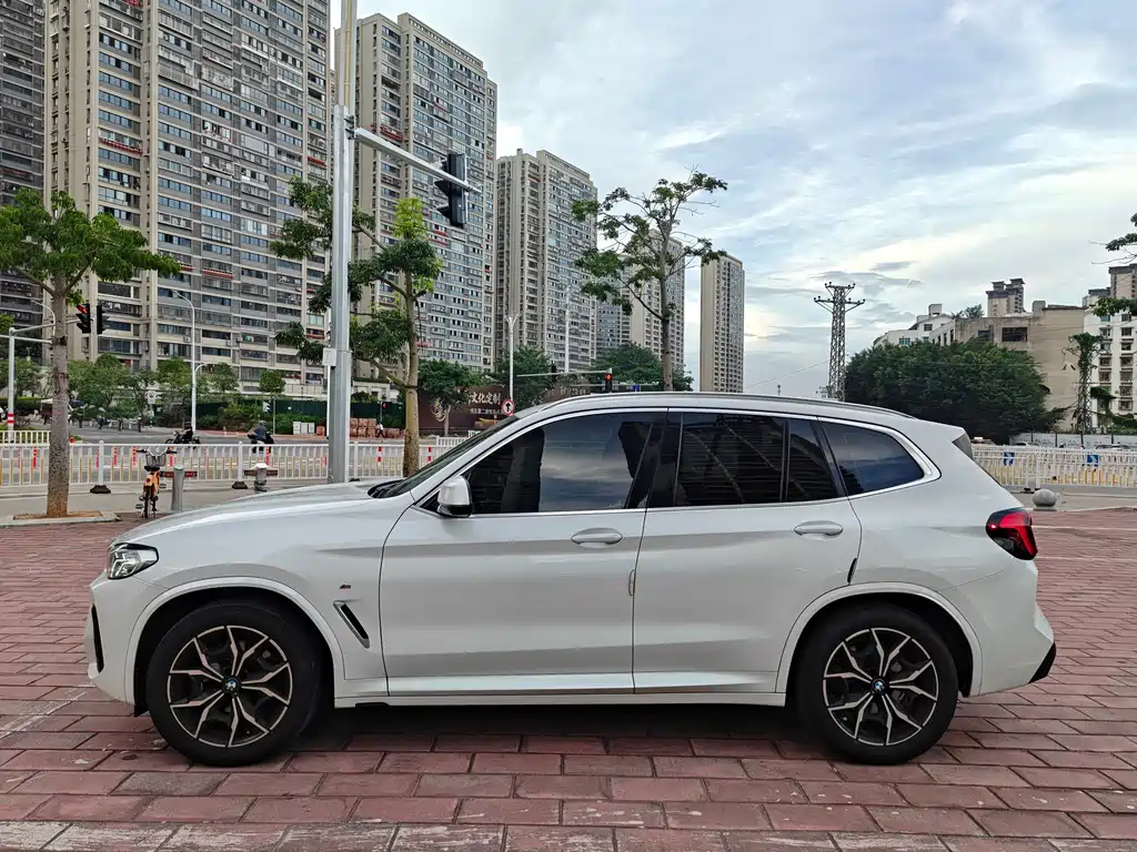 BMW X3 2023 — фото 8