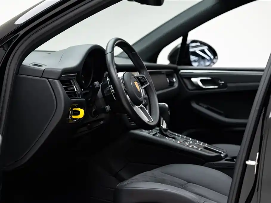 Porsche Macan 2021 — фото 8