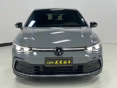 Volkswagen Golf 2024