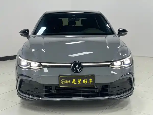 Volkswagen Golf 2024