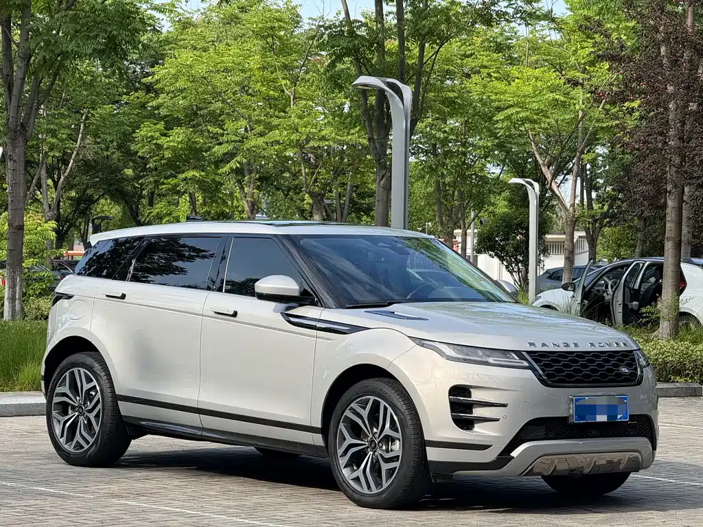 Land Rover Evoque 2024 — фото 3