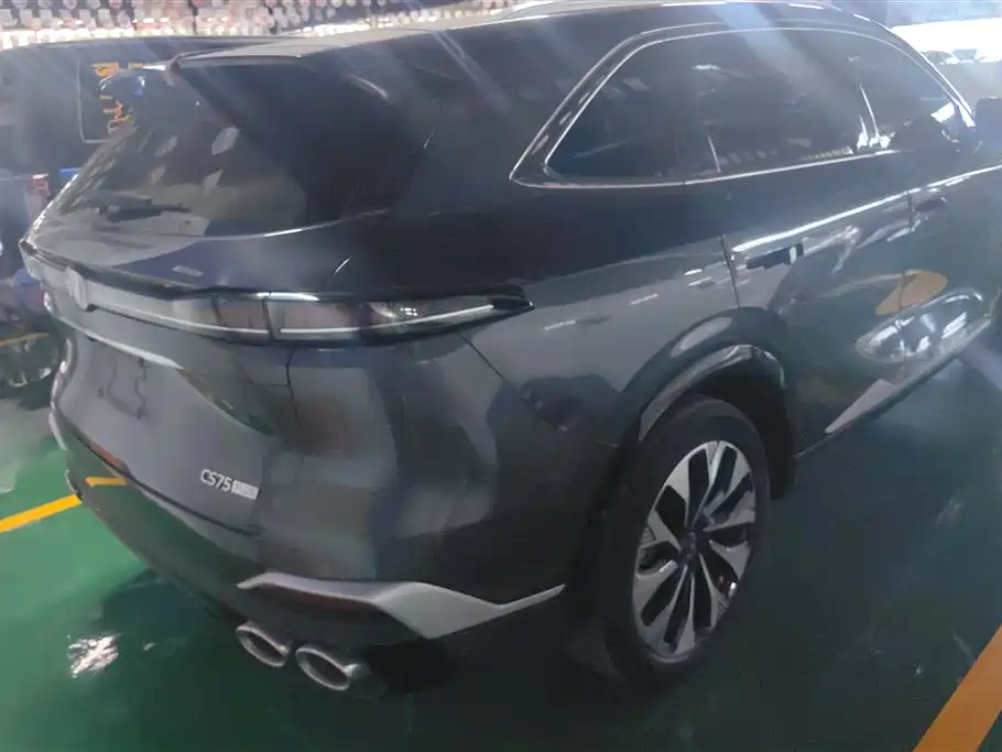 Changan CS75 PLUS 2025 — фото 3