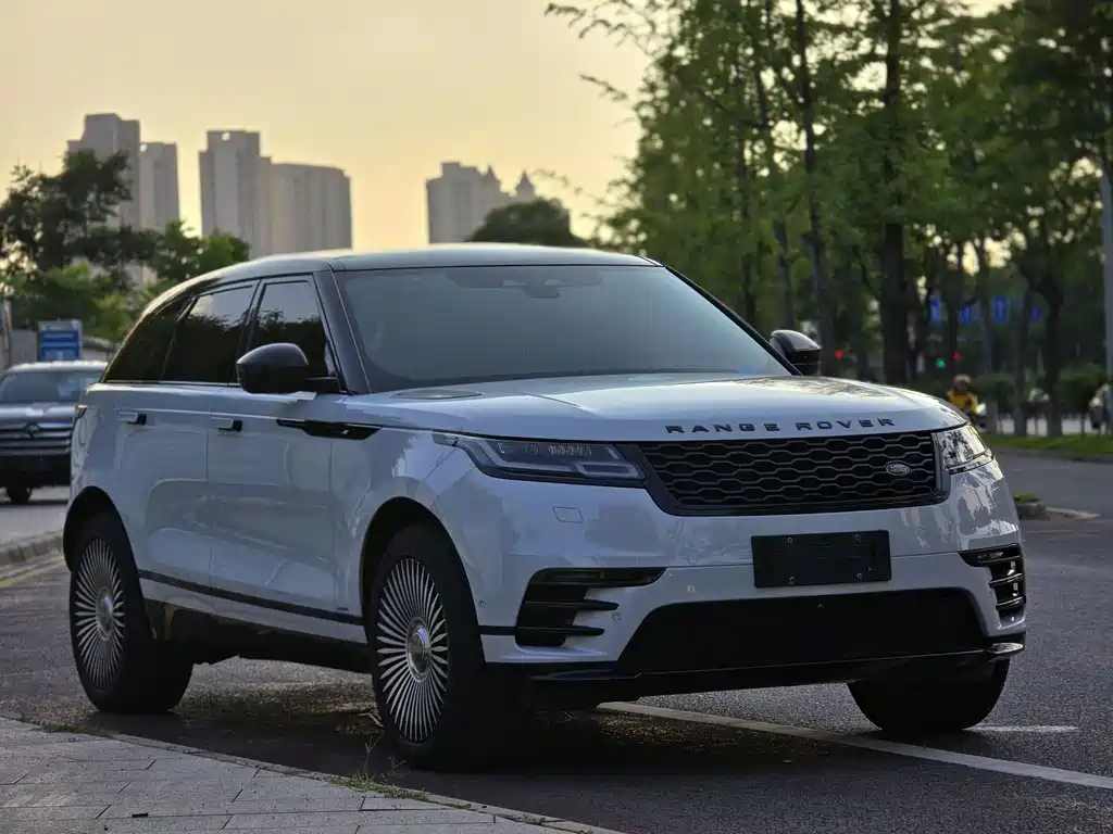 Land Rover Velar 2022 — фото 3