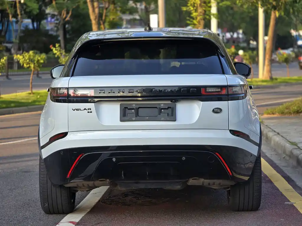 Land Rover Velar 2022 — фото 16