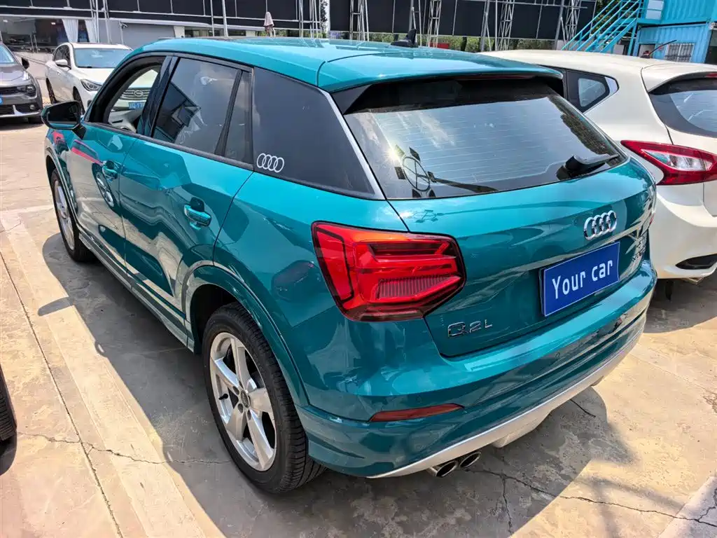 Audi Q2L 2019 — фото 4