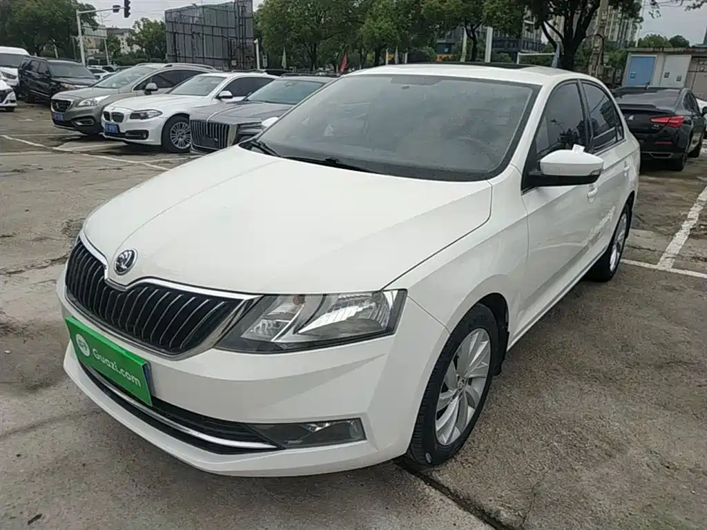 Skoda Rapid 2019 — фото 1