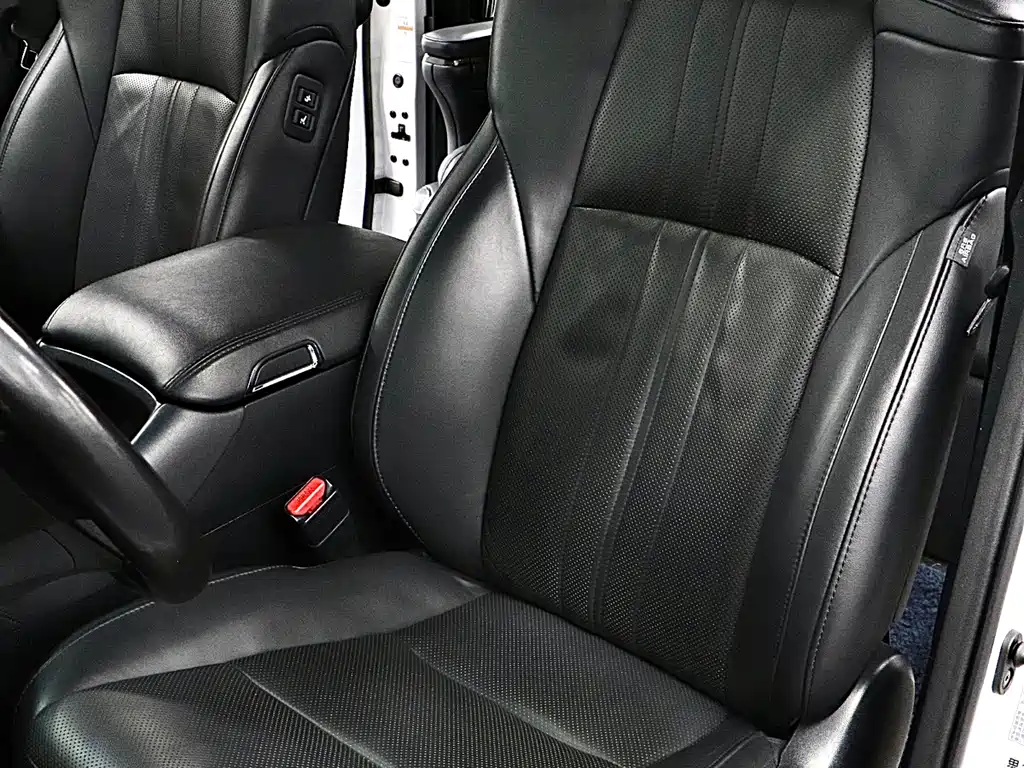Toyota Vellfire 2020 — фото 12