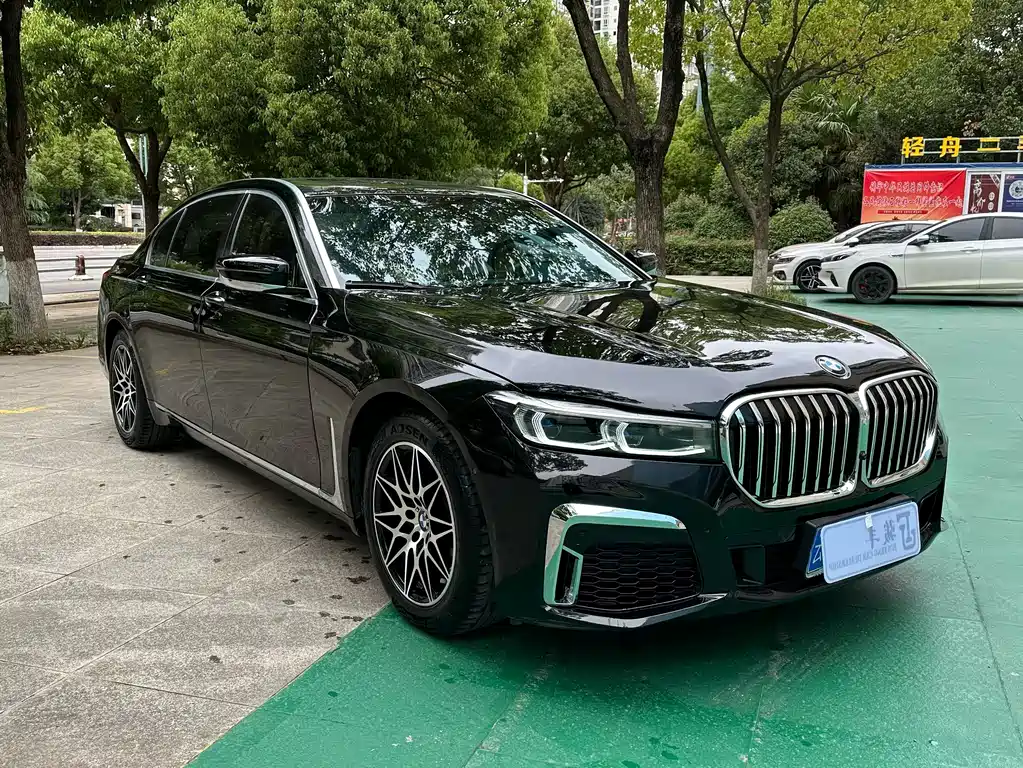 BMW 7 Series 2014 — фото 3