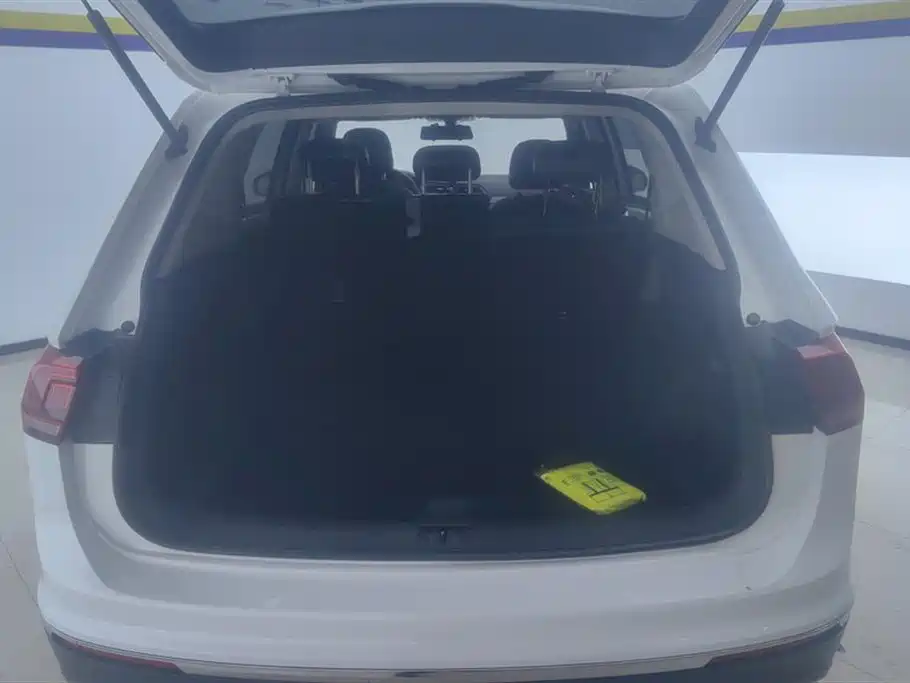 Volkswagen Tiguan L 2021