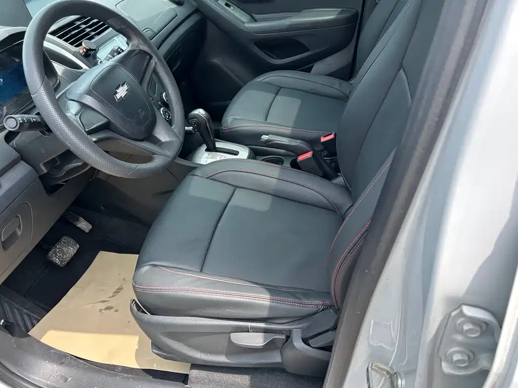 Chevrolet Trax 2016 — фото 11
