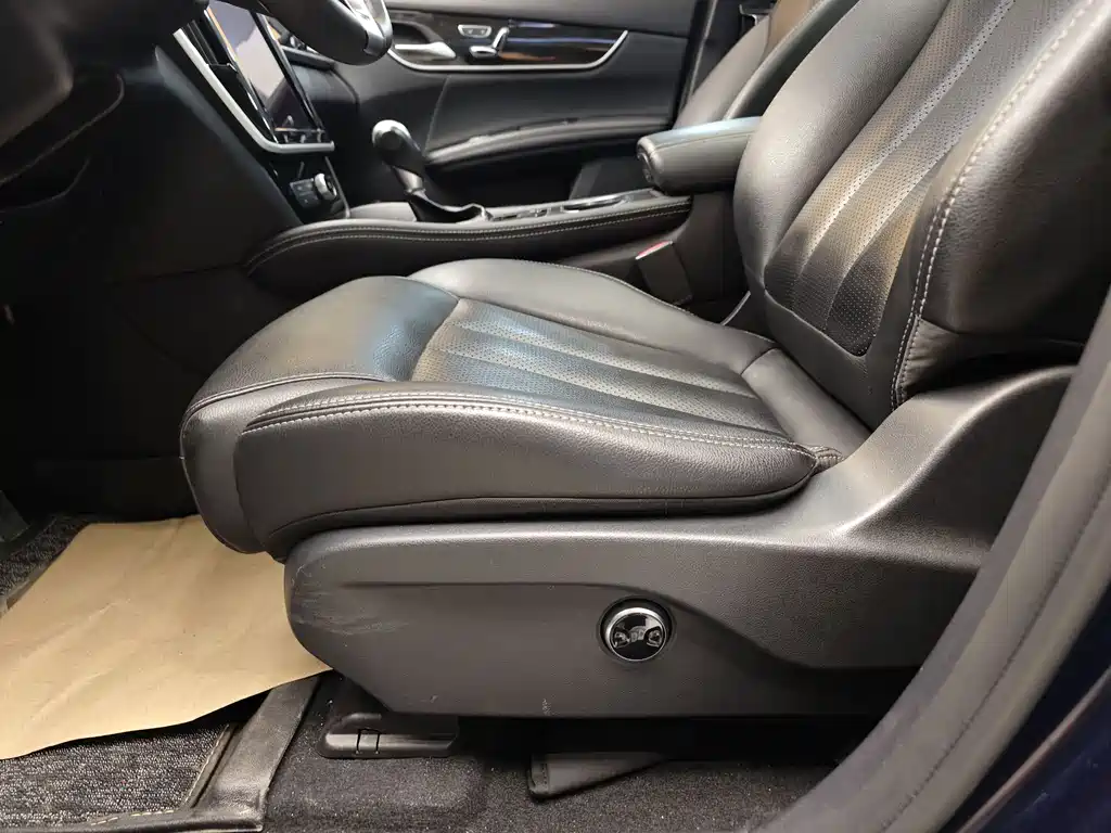 BYD MAX 2018 — фото 10
