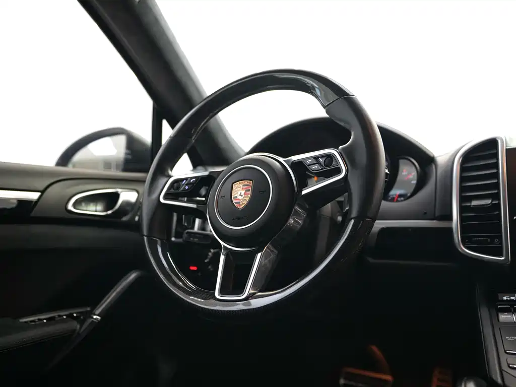 Porsche Cayenne 2013 — фото 21