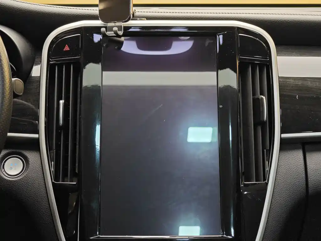 BYD MAX 2018 — фото 15