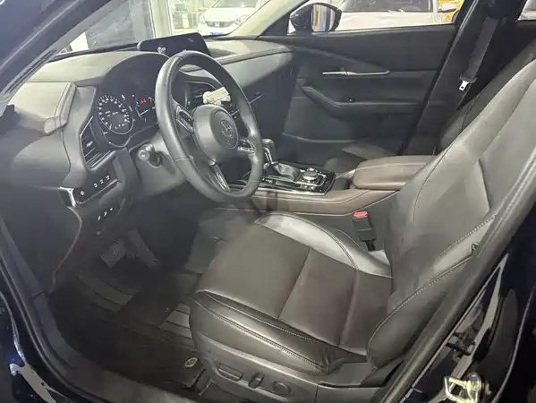 Mazda CX-30 2024