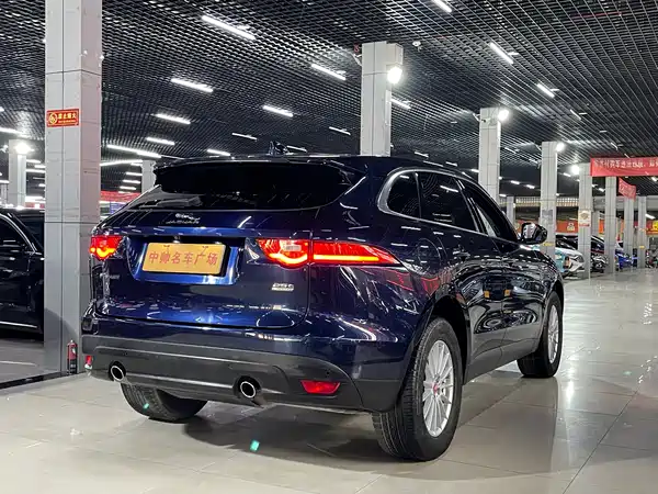 Jaguar F-PACE 2018