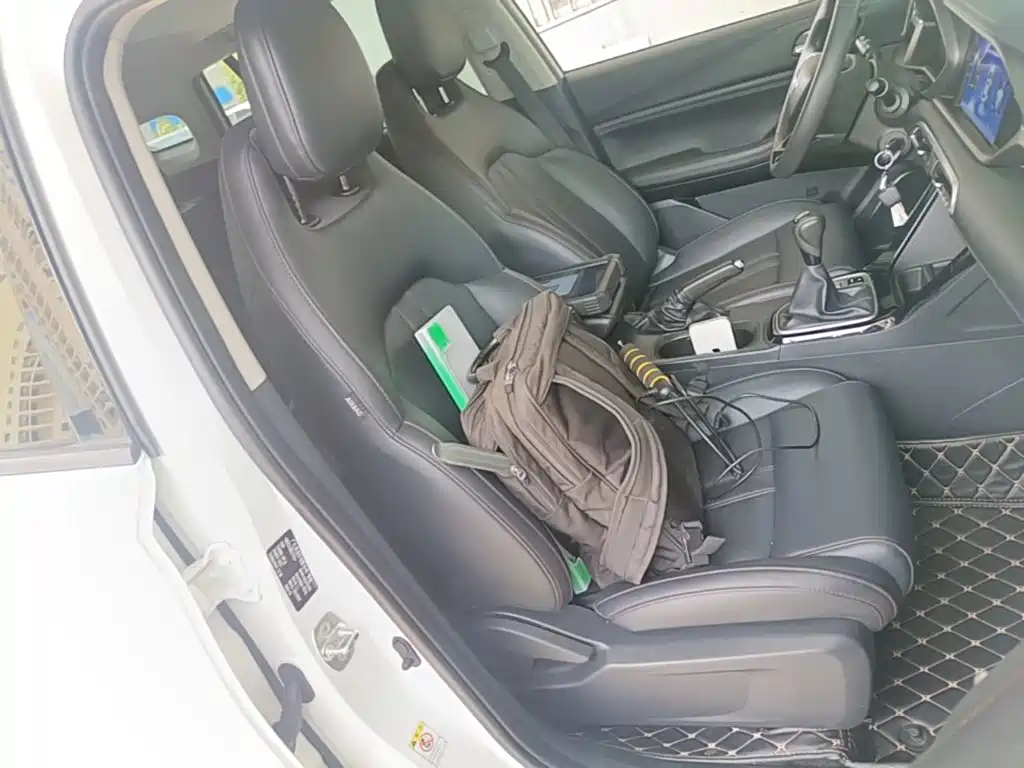 GAC Trumpchi GS4 2021 — фото 20