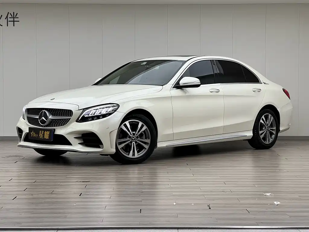 Mercedes-Benz C-Class 2019 — фото 1