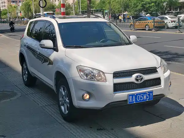 Toyota RAV4 2012