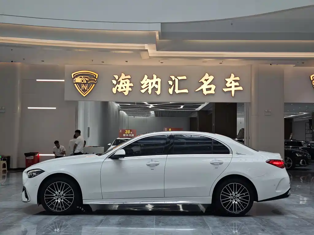 Mercedes-Benz C-Class 2023