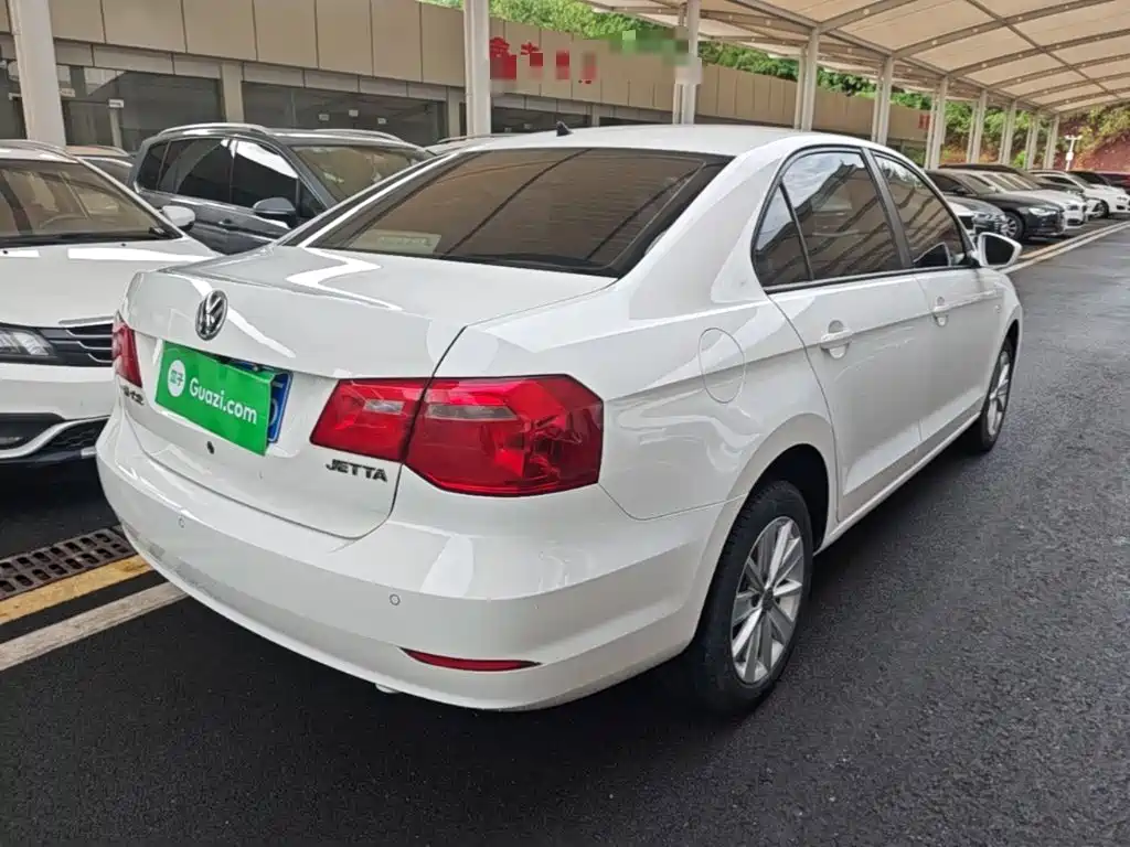 Volkswagen Jetta 2015