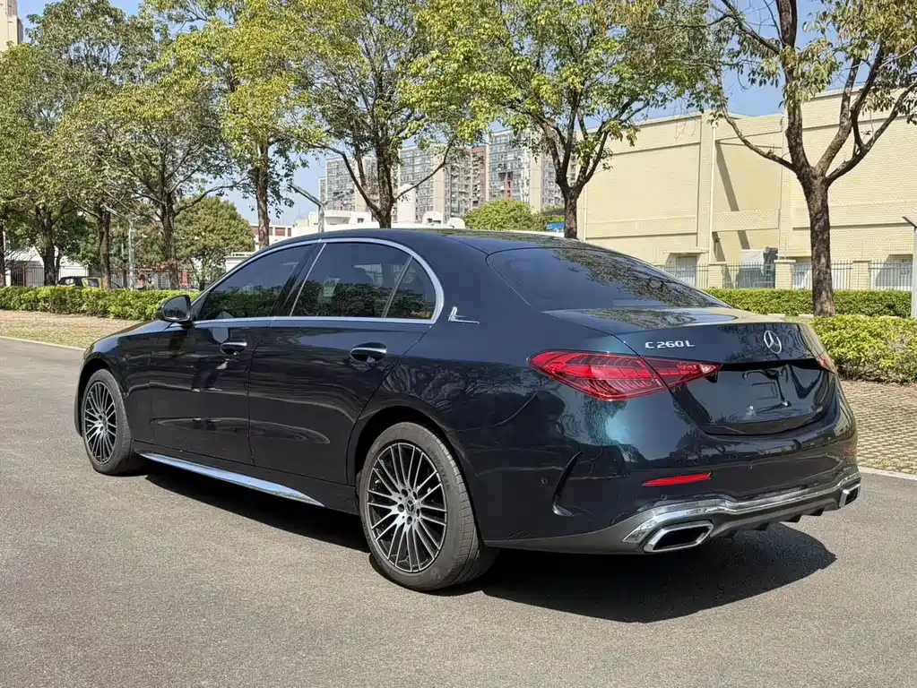 Mercedes-Benz C-Class 2023 — фото 8