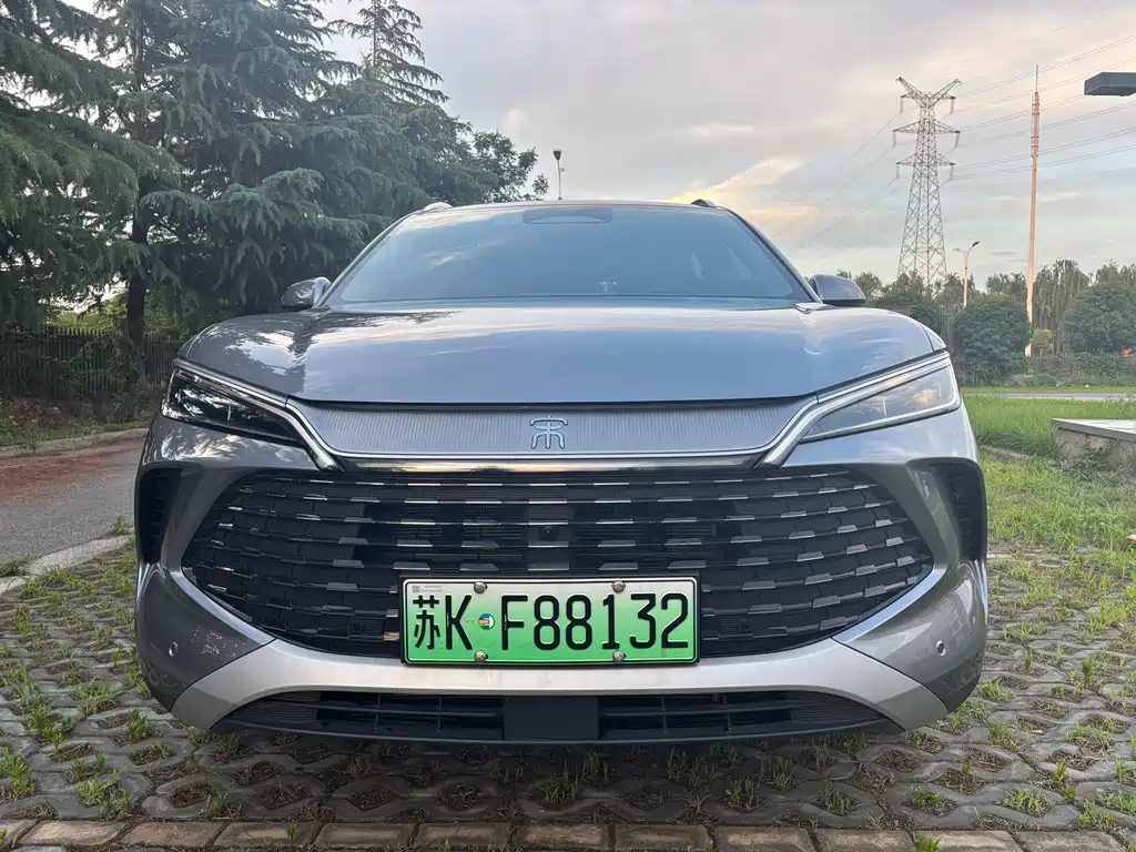 BYD L DM-i 2025 — фото 2