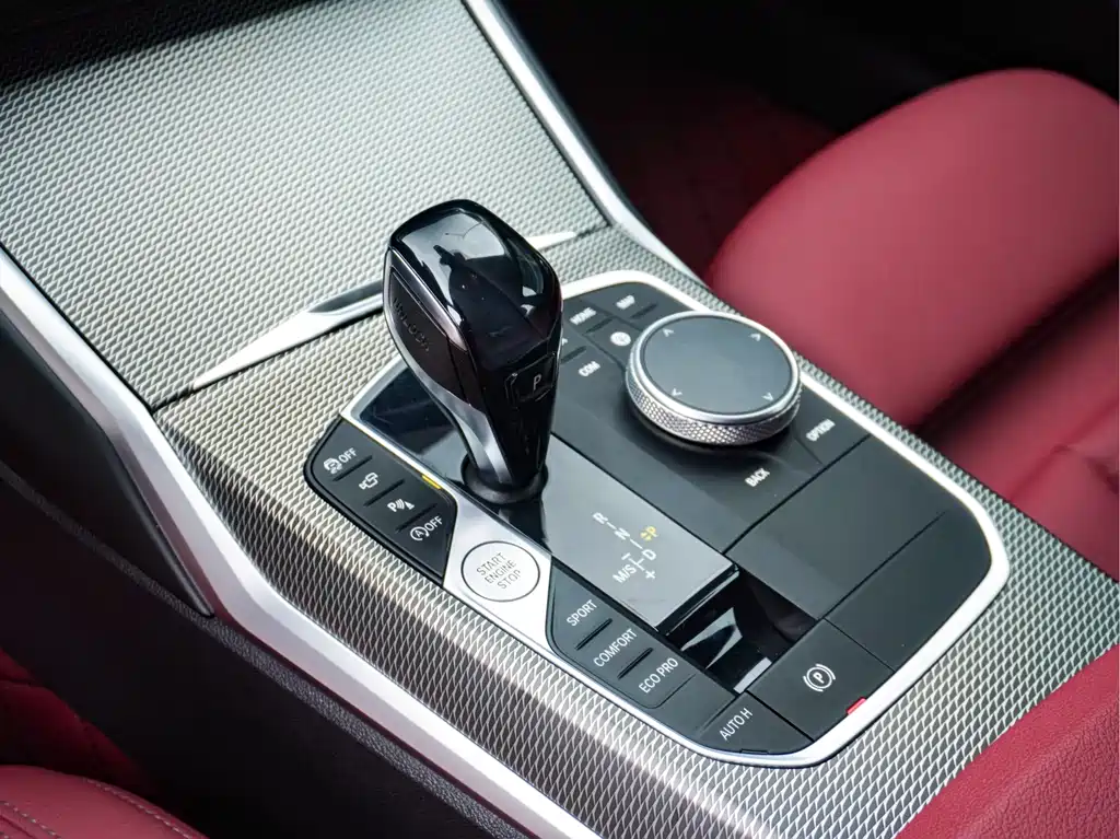 BMW 3 Series 2021 — фото 14
