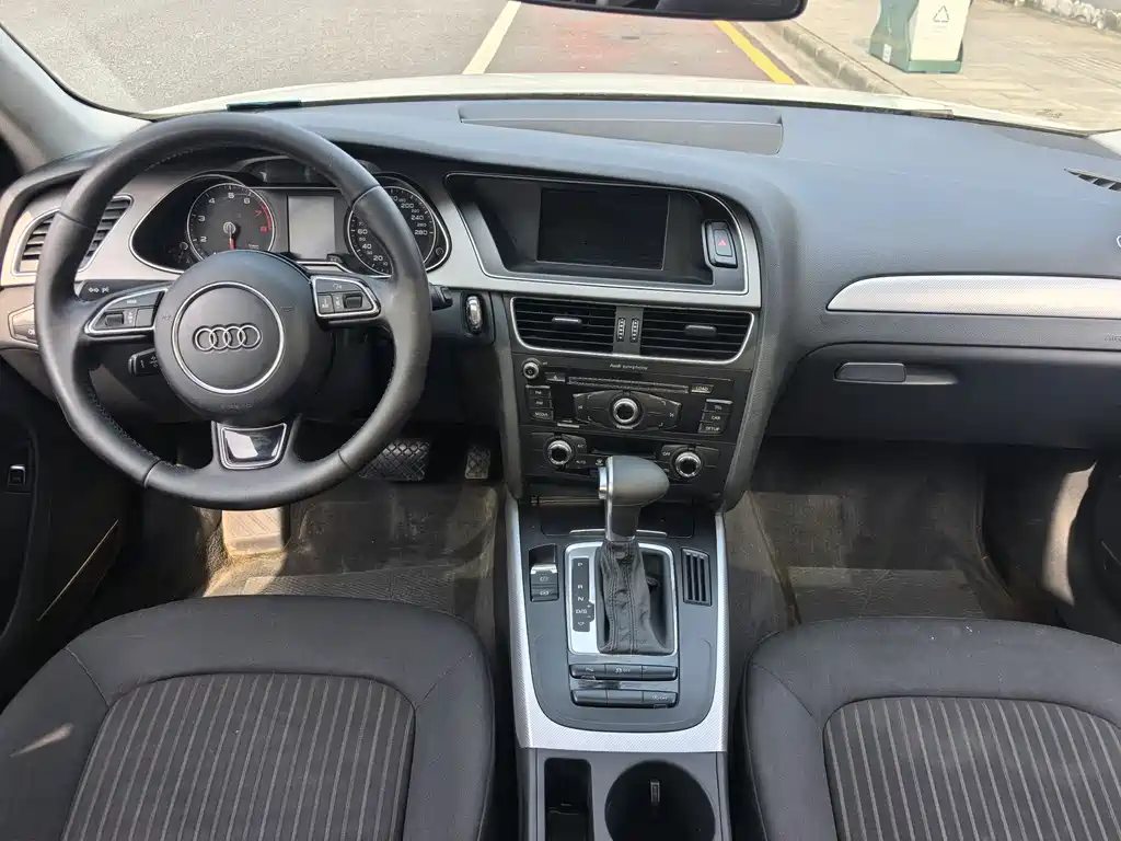 Audi A4L 2015 — фото 10