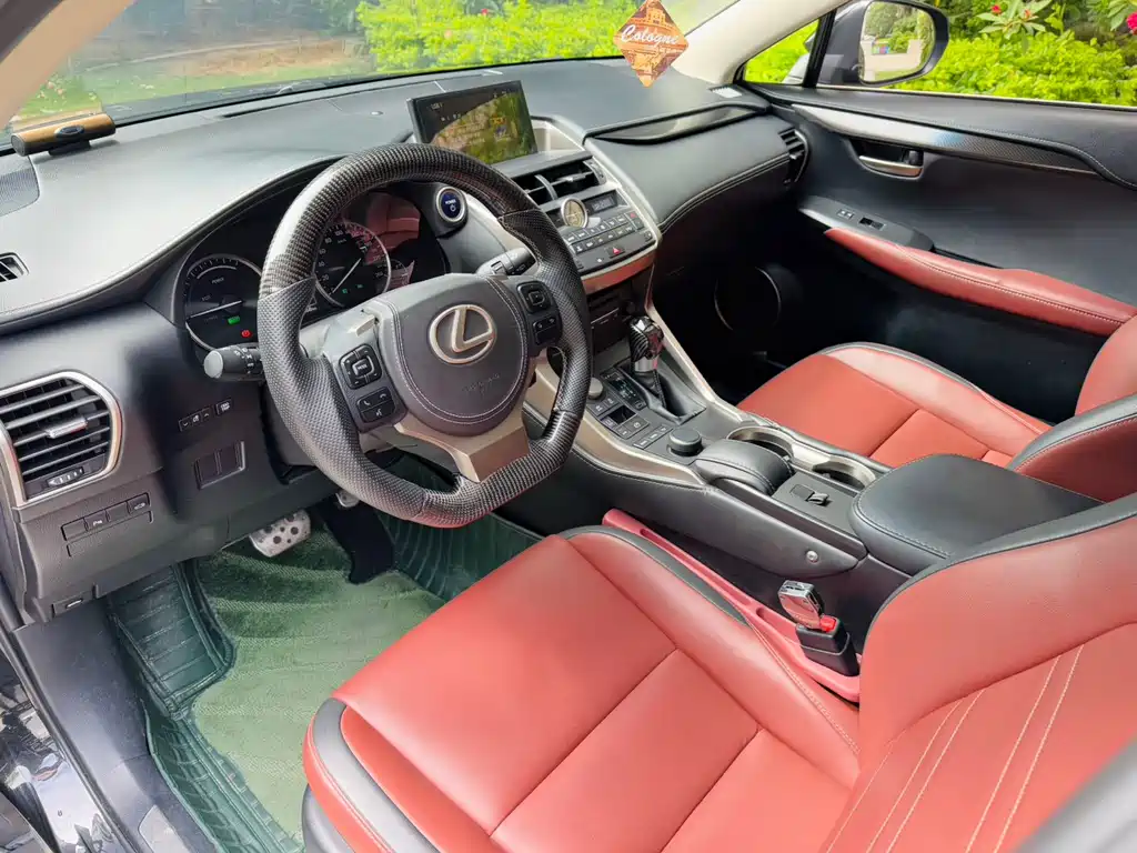 Lexus NX 2017 — фото 10