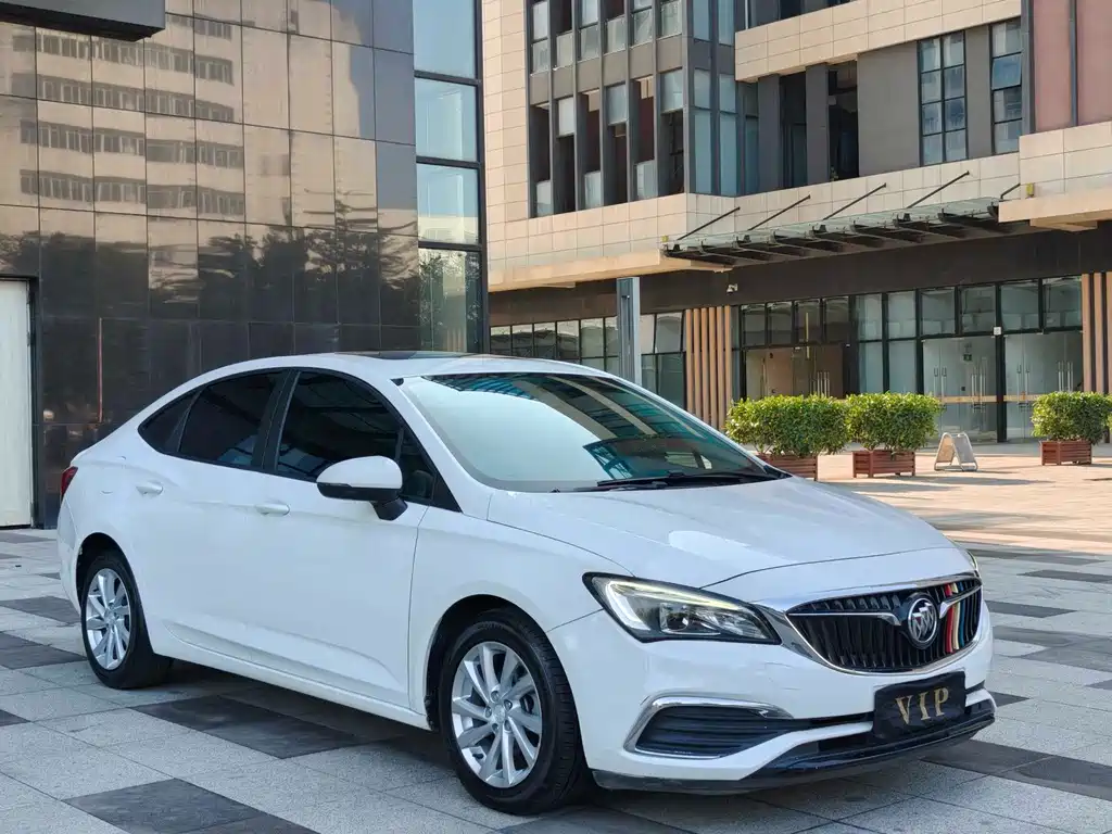 Buick Verano 2018 — фото 1