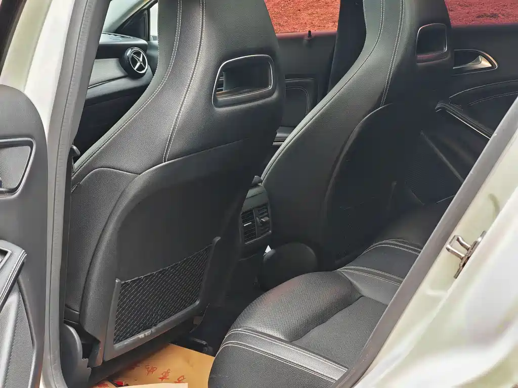Mercedes-Benz GLA 2020 — фото 10