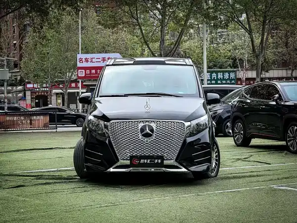 Mercedes-Benz Vito 2024