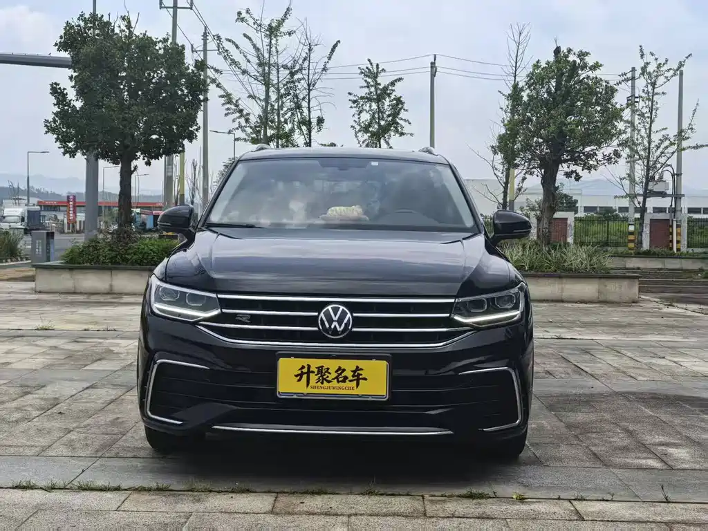 Volkswagen Tiguan L 2022