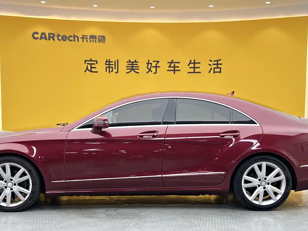 Mercedes-Benz CLS 2012 — фото 21