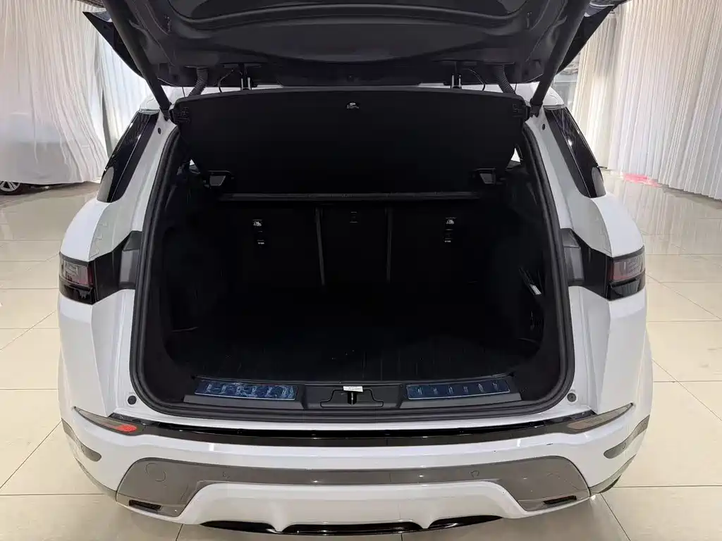 Land Rover Range Rover Evoque 2021 — фото 16