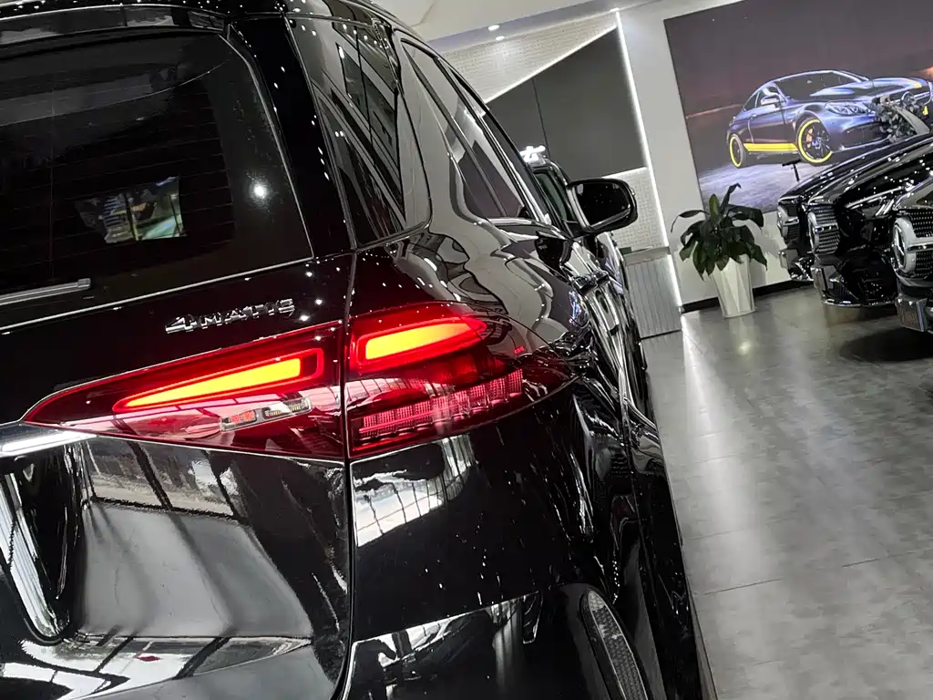 Mercedes-Benz GLE 2023 — фото 8