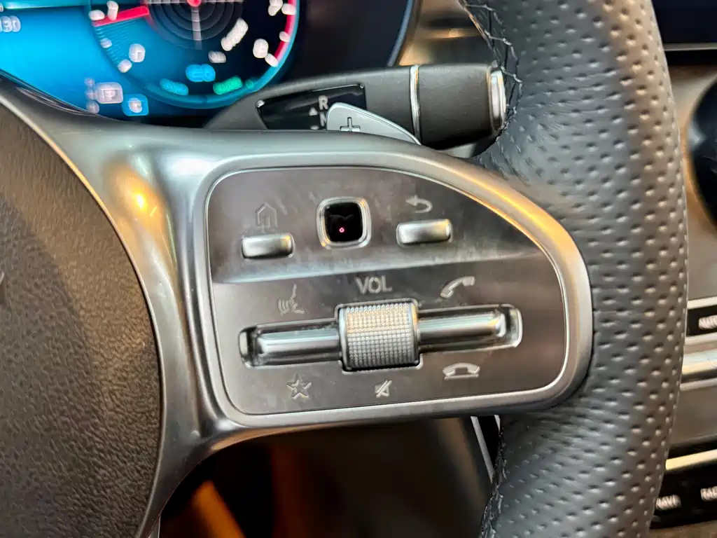 Mercedes-Benz C-Class 2019 — фото 21
