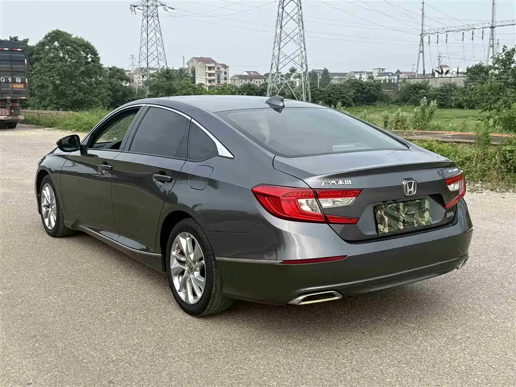 Honda Accord 2020 — фото 7