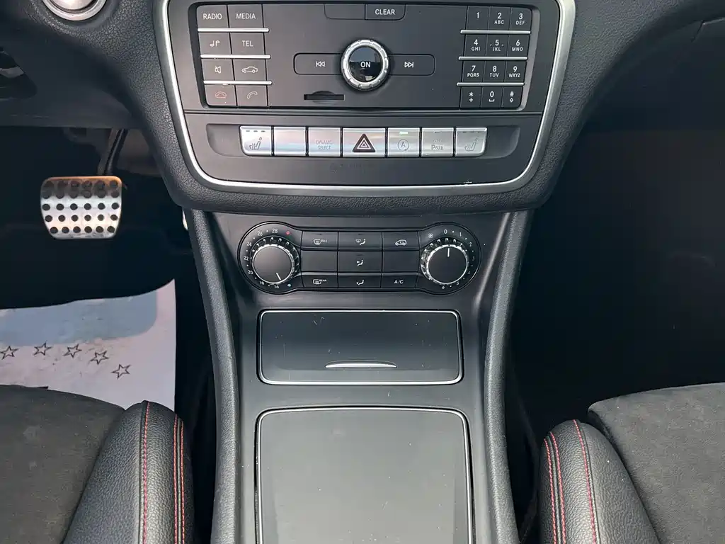 Mercedes-Benz CLA 2018 — фото 37