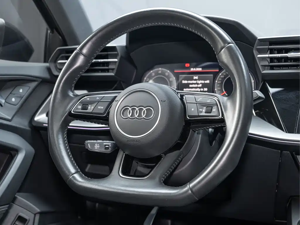 Audi A3 2022 — фото 20
