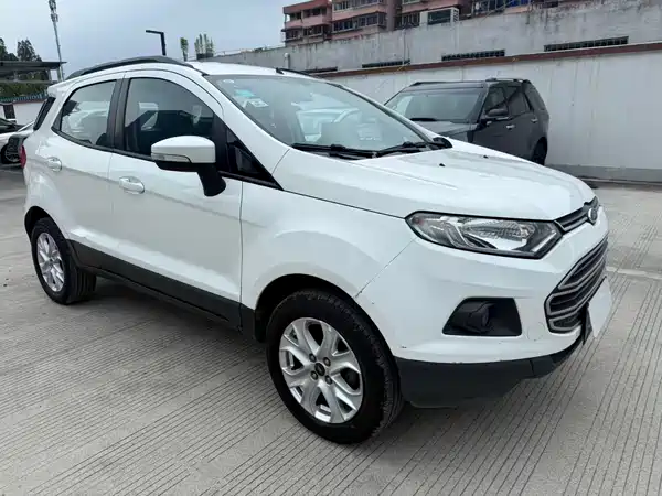 Ford EcoSport 2015