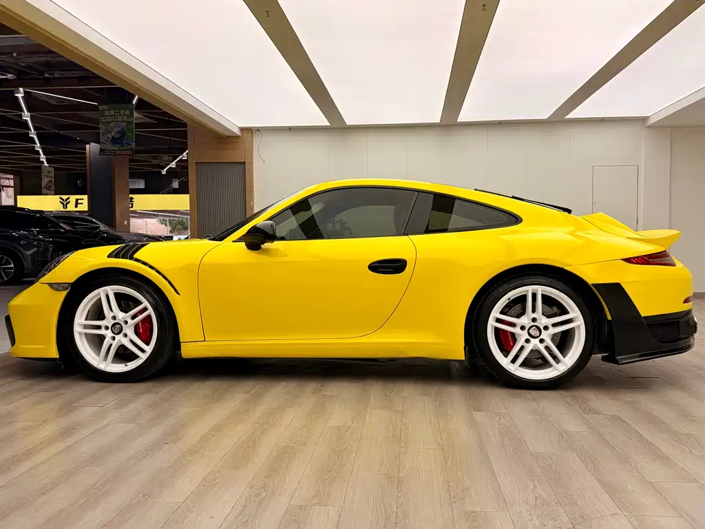 Porsche 911 2015 — фото 3