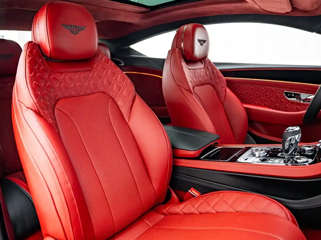 Bentley Continental 2022 — фото 13