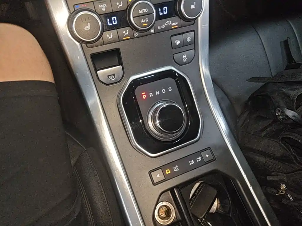 Land Rover Range Rover Evoque 2018 — фото 14