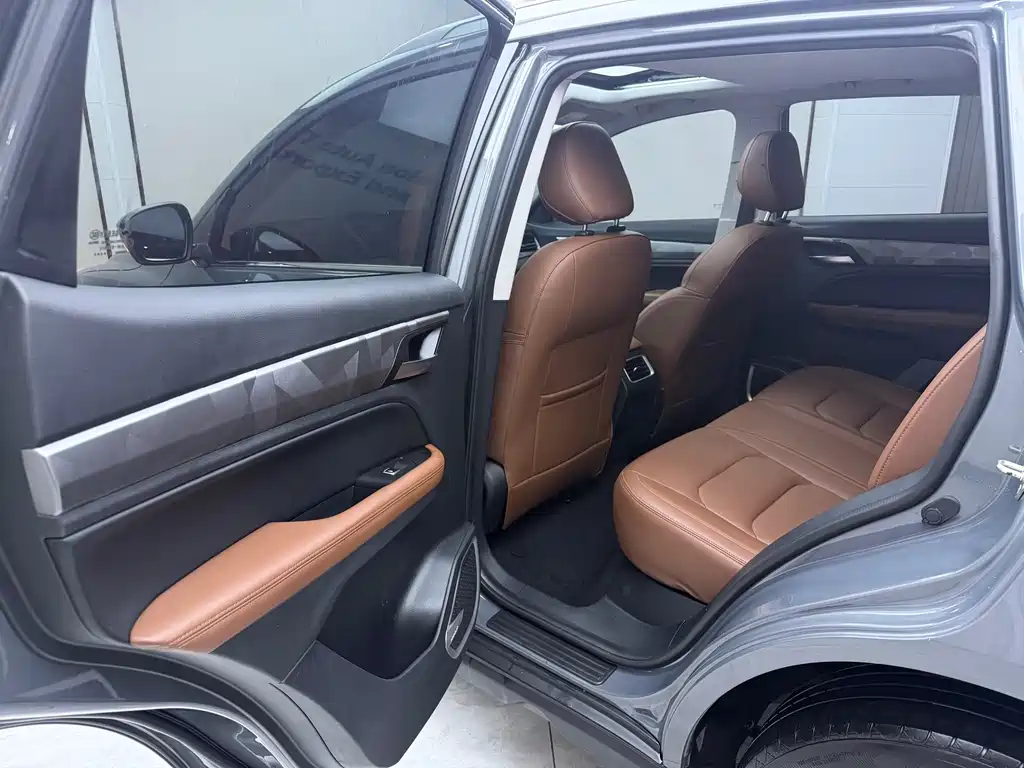 Geely Vision X6 2022 — фото 15